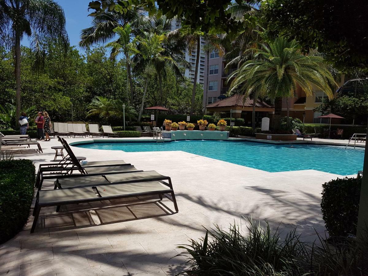 Yacht Club Aventura 2BR + 2BA Apartment Miami Exterior foto